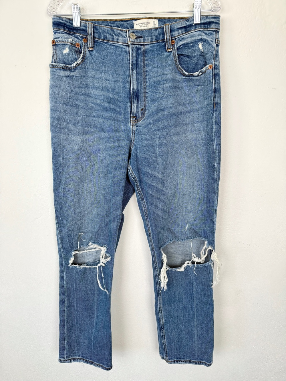 Abercrombie Curve Love Size 12R Ultra High Rise Ankle Straight Distressed Jeans